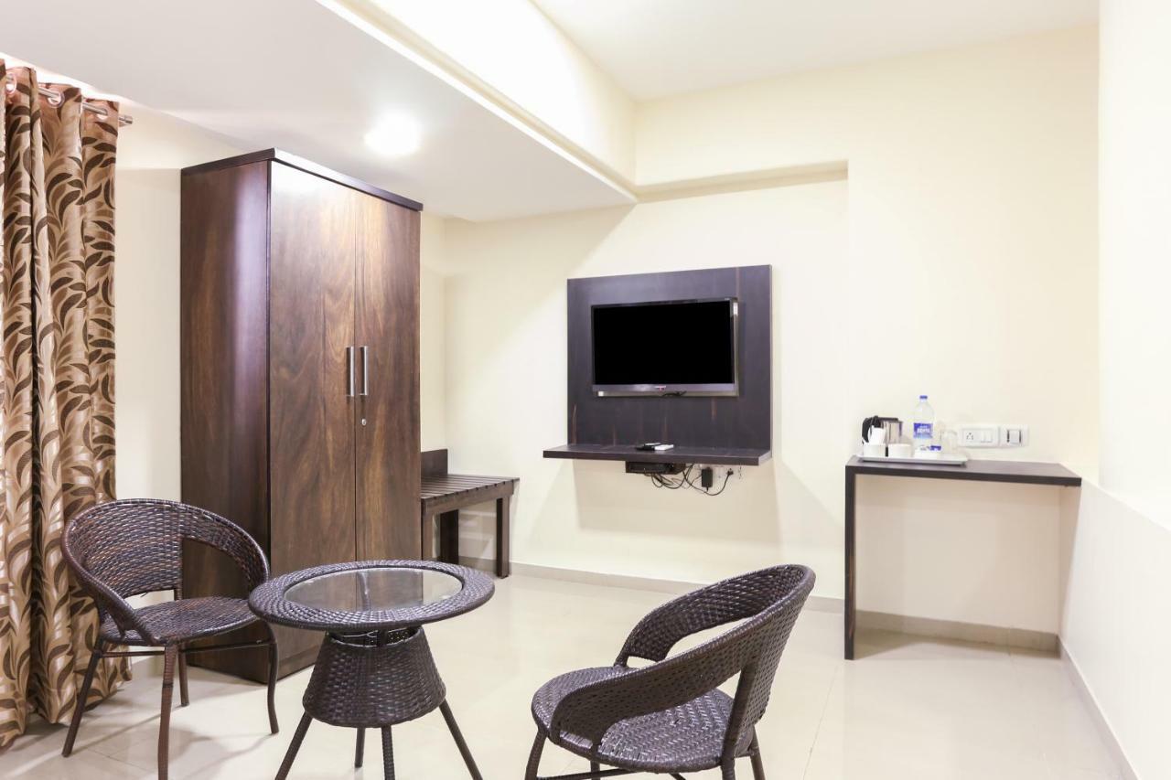 Treebo Trend Aviva Suites Mumbai Exterior foto